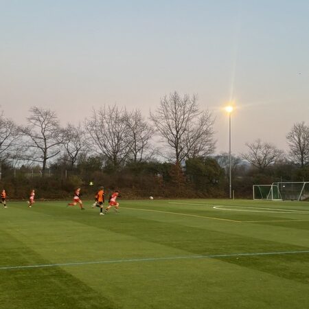 B 2 mit einem 0:0 im Spitzenspiel