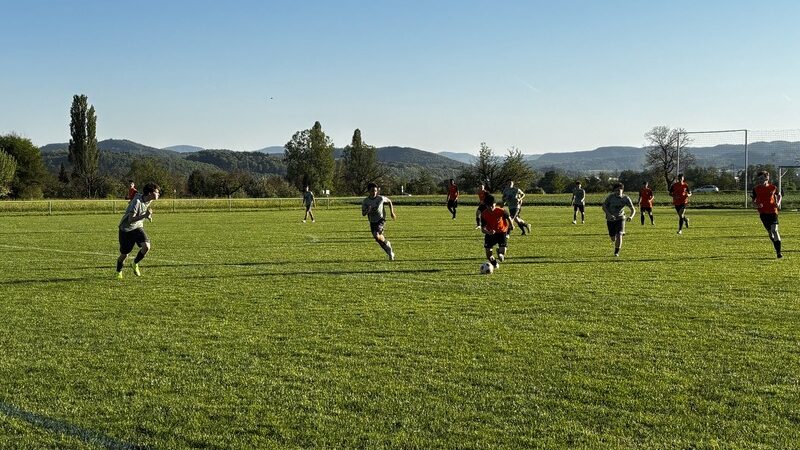 B2 bleibt nach Heimsieg weiterhin im Rennen um Platz eins